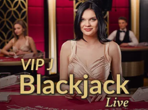 解说员谈国足首发：塞鸟缺阵韦世豪客串前腰，徐彬好久没踢正赛